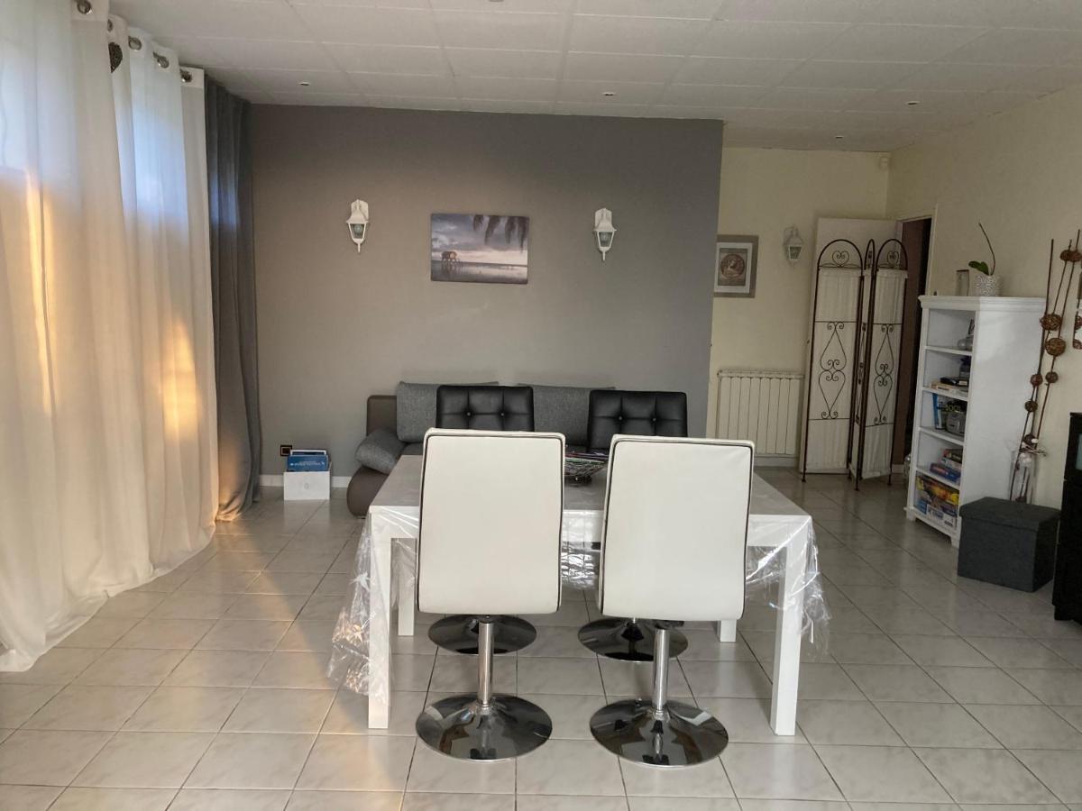 Gite Comme A La Maison Hyeres Exterior photo