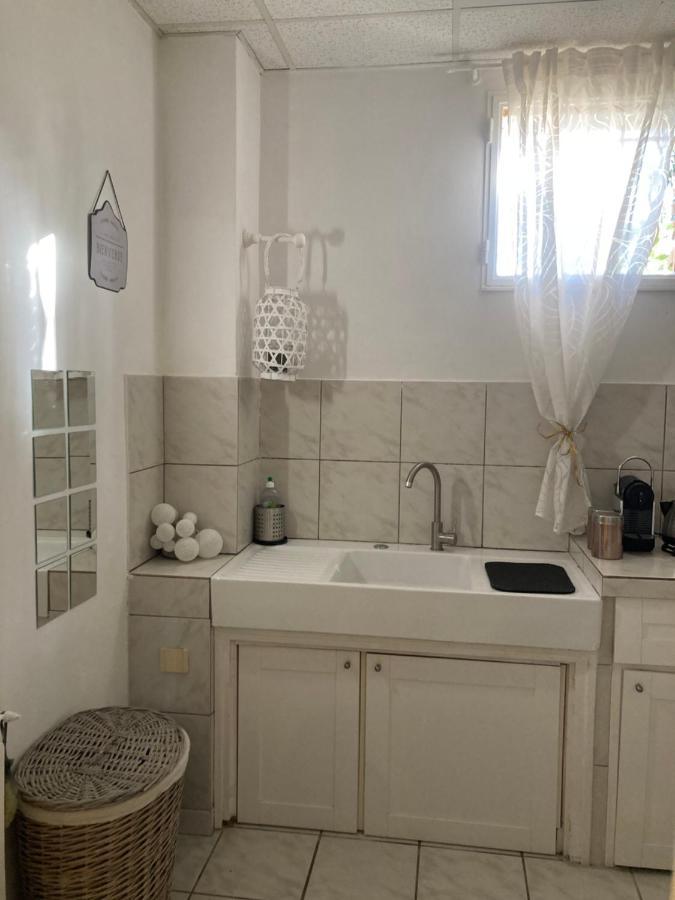 Gite Comme A La Maison Hyeres Exterior photo